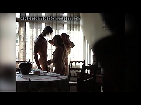 ❤️ Сексуалните пријатели покануваат џин и тројка со него ❤❌ Ебате кај нас